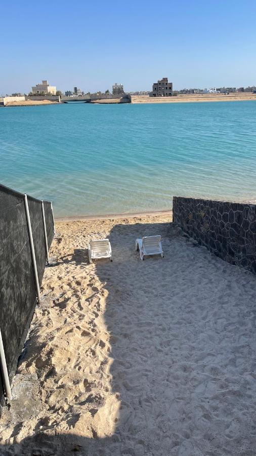 درة العروس بشاطئ رملي خاص